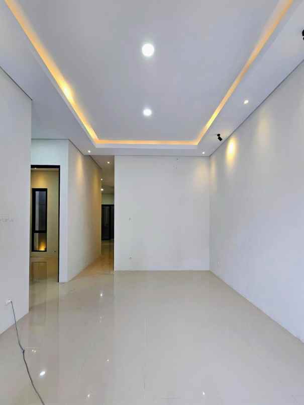 dijual rumah kaliurang km 12 5