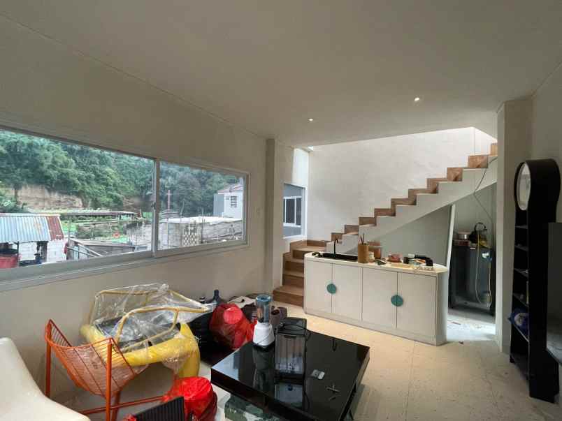 dijual rumah kampung padi cisitu indah