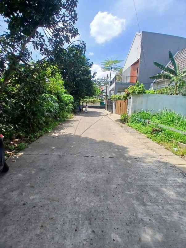 dijual rumah kav dki
