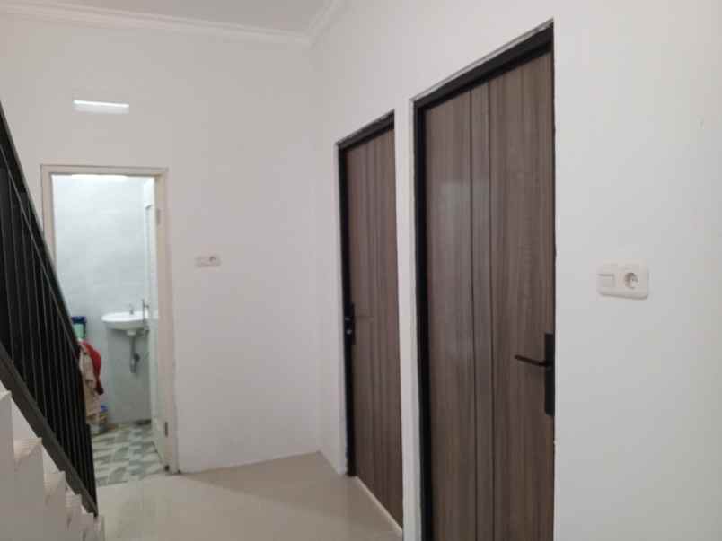 dijual rumah kebagusan