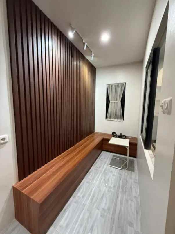 dijual rumah kebagusan