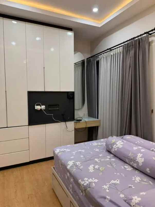 dijual rumah kebagusan