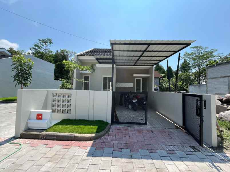 dijual rumah kebomati brajan prambanan