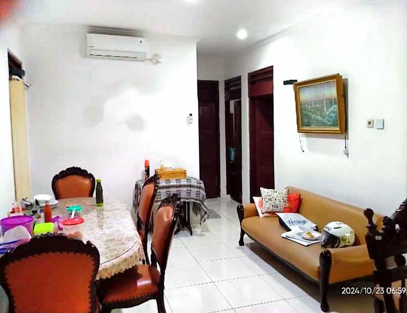 dijual rumah kebon jeruk jakbar