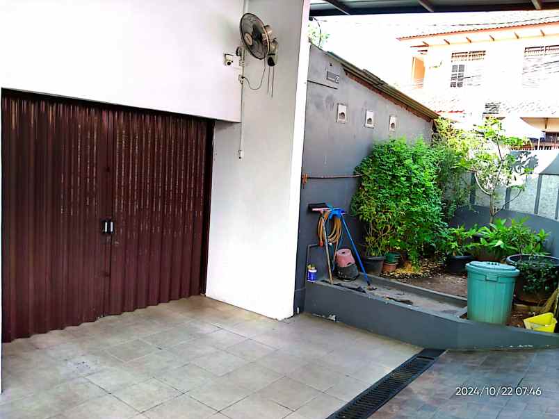 dijual rumah kebon jeruk jakbar