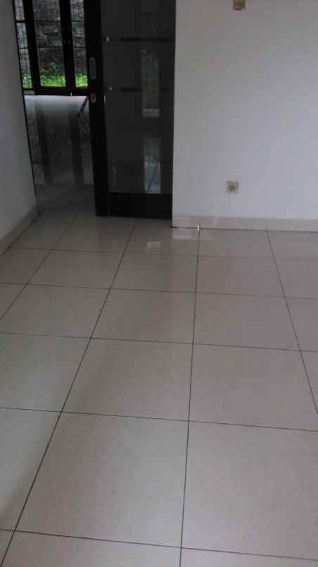 dijual rumah kec cimahi utara