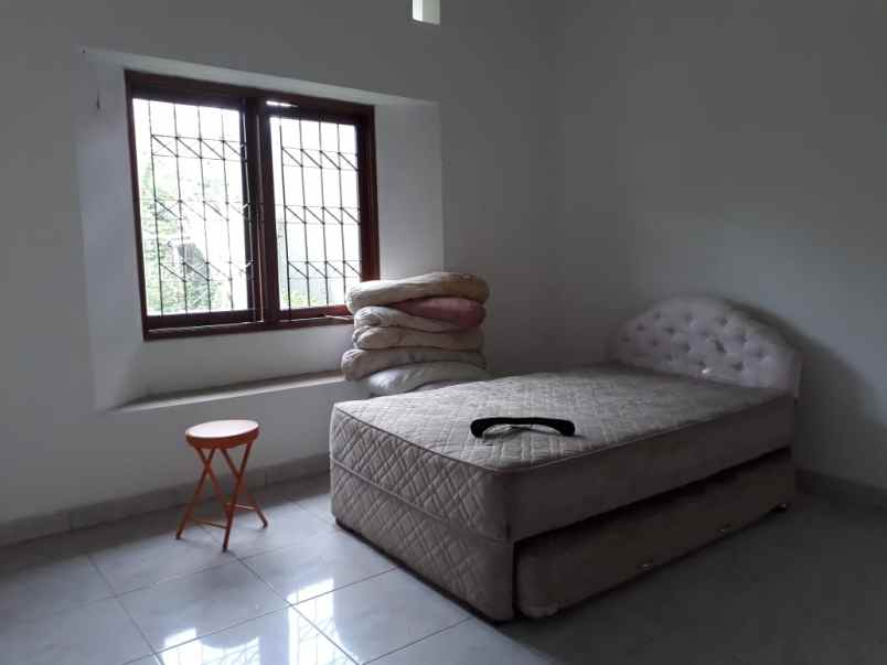 dijual rumah kec cimahi utara