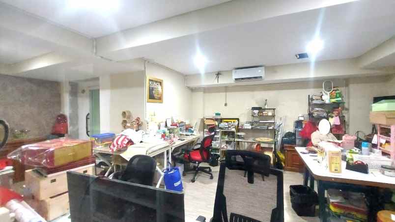 dijual rumah kelapa cengkir kelapa gading