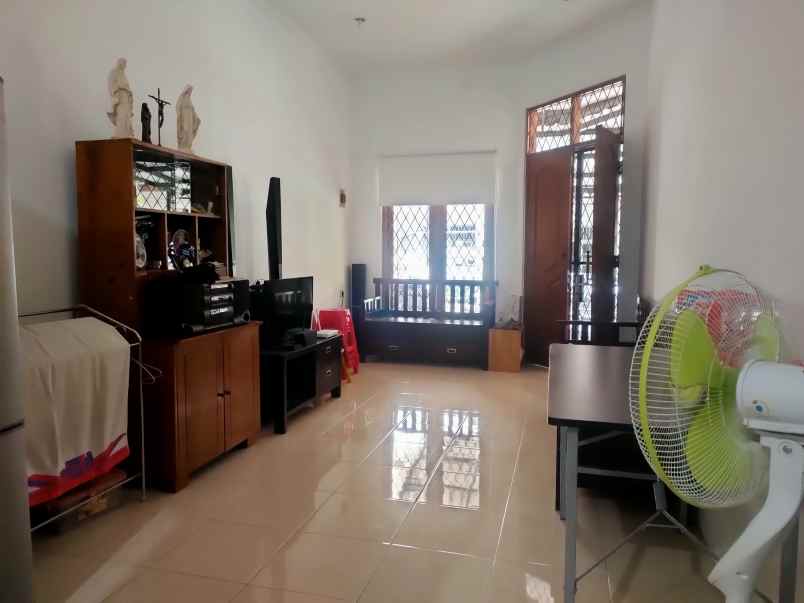 dijual rumah kelapa gading timur kelapa