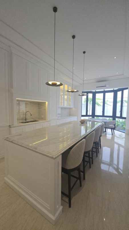 dijual rumah kemang dalam