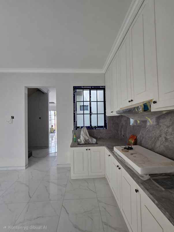 dijual rumah komplek billymoon pondok
