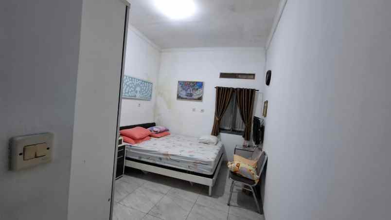 dijual rumah komplek ciwaruga