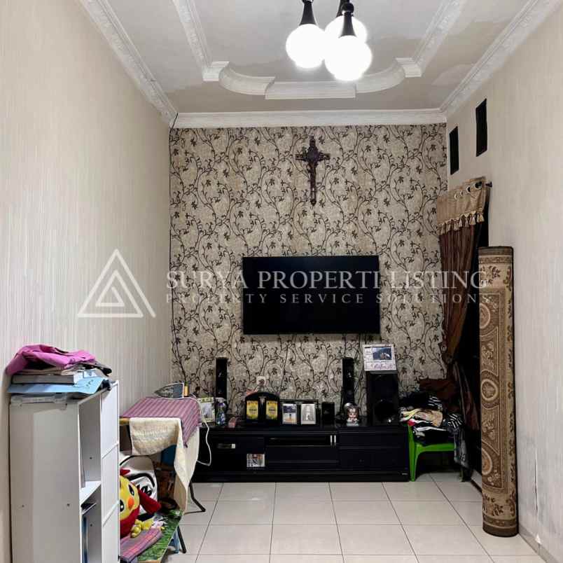 dijual rumah komplek griya permata sari medan selang