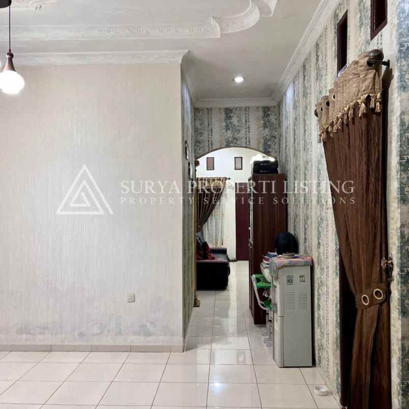 dijual rumah komplek griya permata sari medan selang