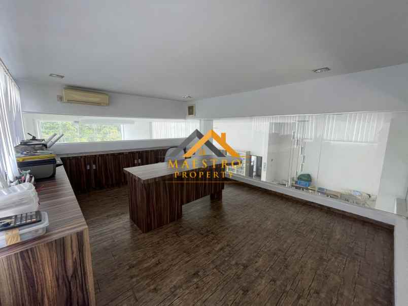 dijual rumah komplek royal sumatra