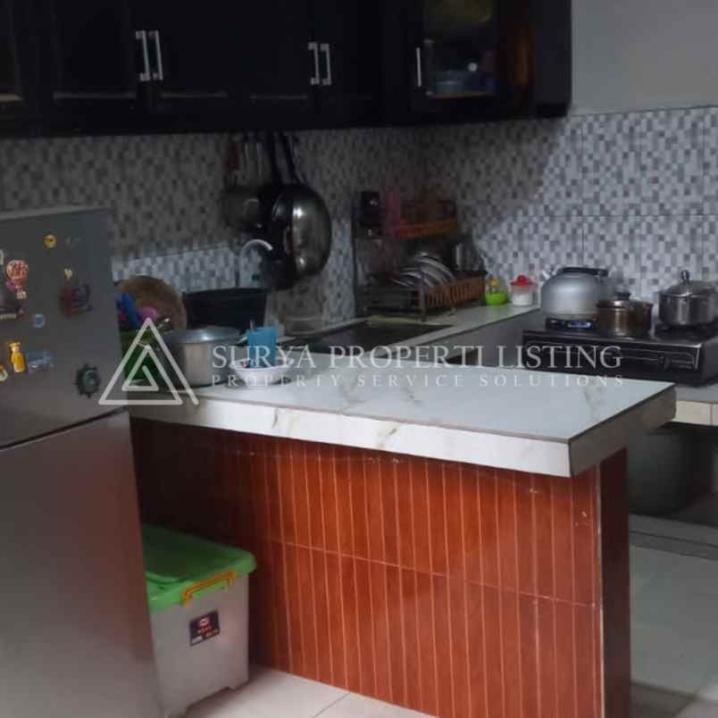 dijual rumah komplek villa zeqita residence