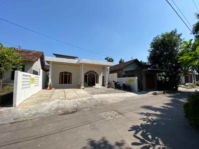 dijual rumah kongklangan kotesan