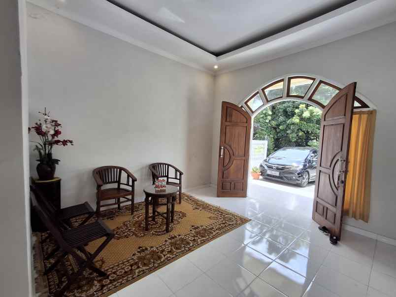 dijual rumah kongklangan kotesan