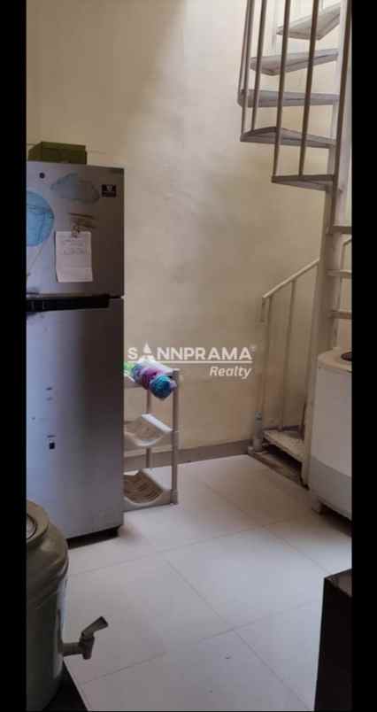 dijual rumah kukusan beji depok