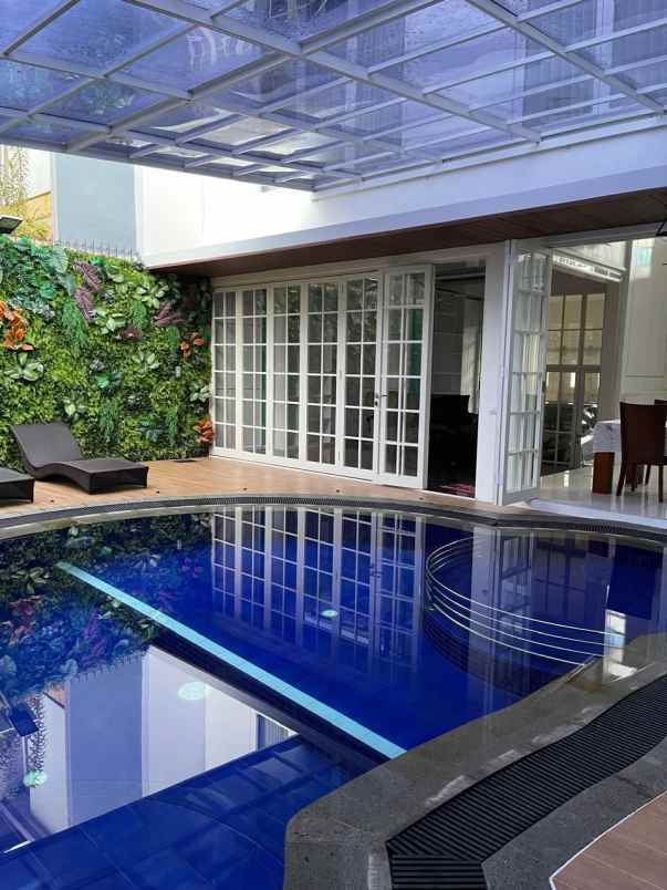 dijual rumah lokasi pbi araya kota malang