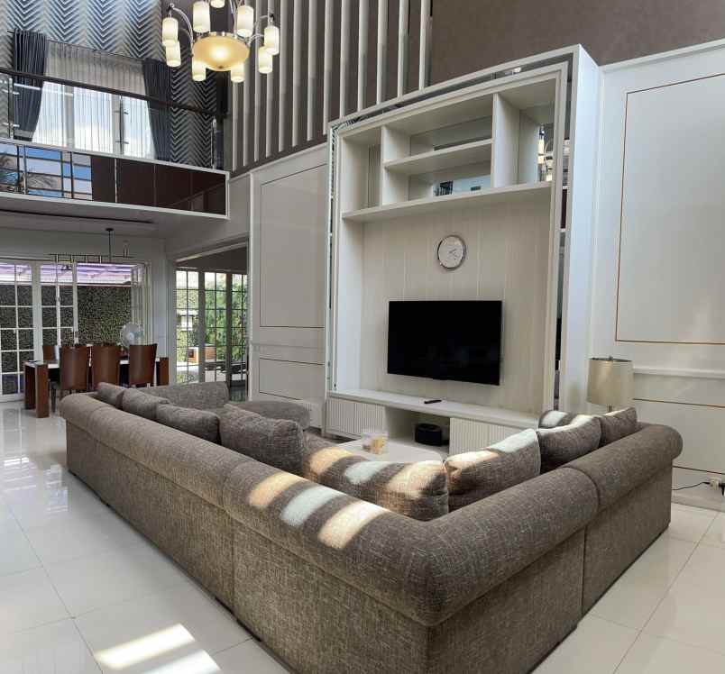 dijual rumah lokasi pbi araya kota malang