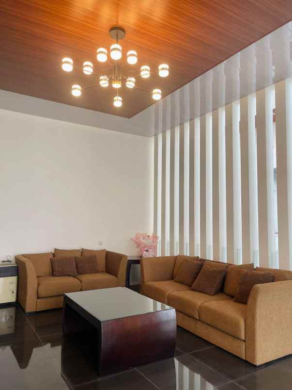dijual rumah lokasi pbi araya kota malang