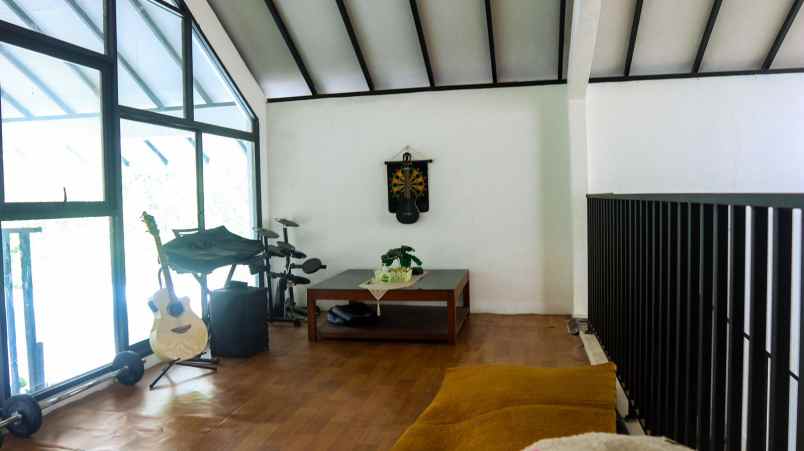 dijual rumah lokasi strategis di ujungberung bandung