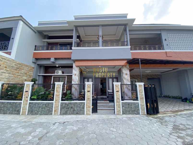 dijual rumah maguwoharjo depok sleman