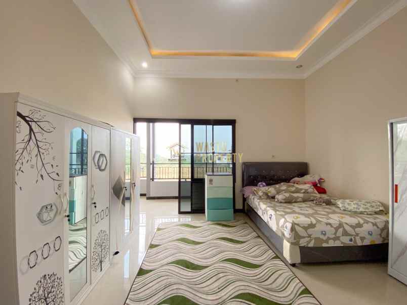 dijual rumah maguwoharjo depok sleman