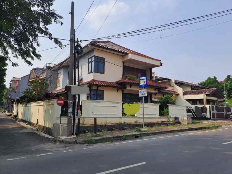 dijual rumah malaka sari klender duren
