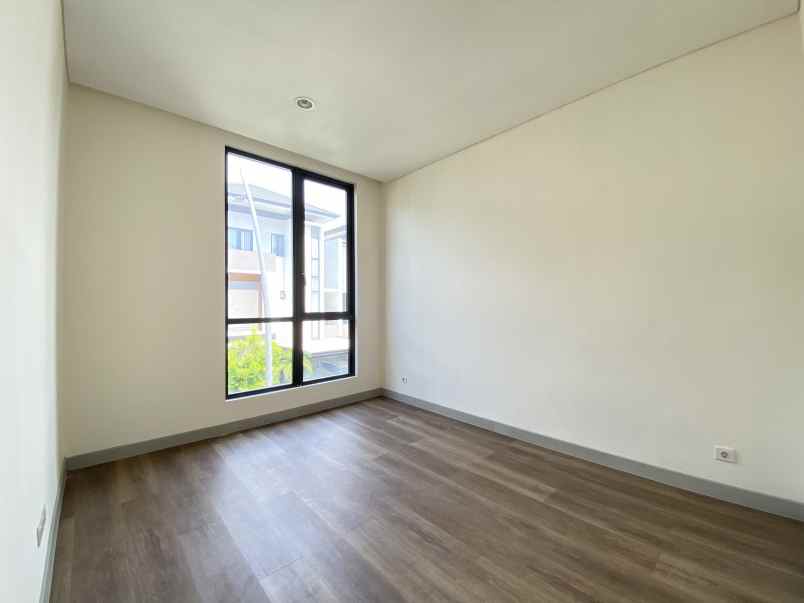 dijual rumah maninjau asya jgc jakarta