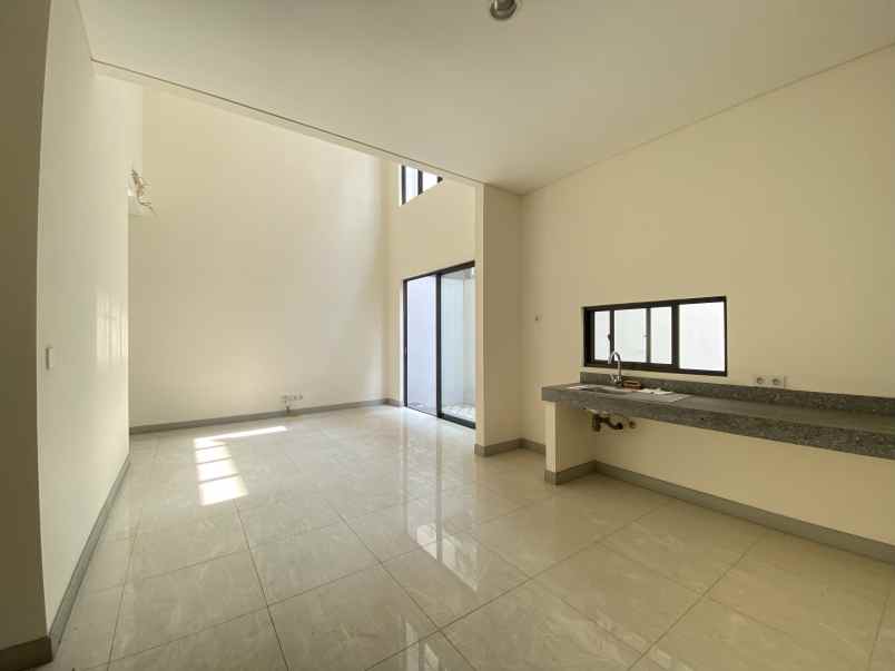dijual rumah maninjau asya jgc jakarta