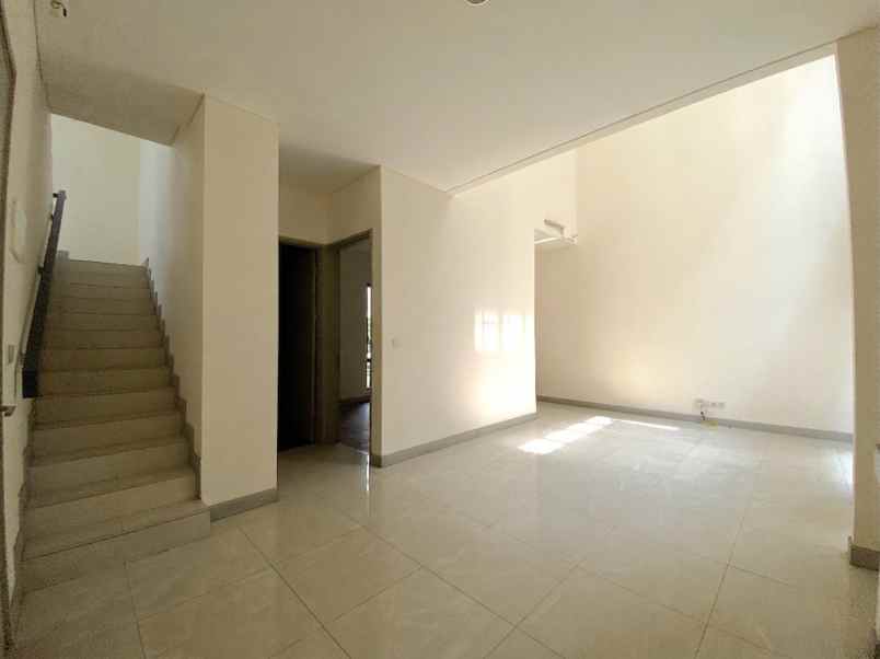 dijual rumah maninjau asya jgc jakarta