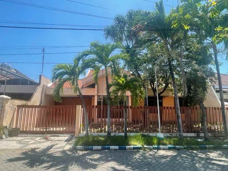 dijual rumah manyar kertoarjo