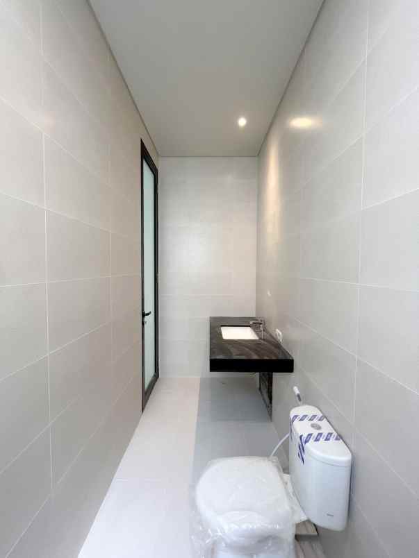 dijual rumah manyar tirtoasri surabaya