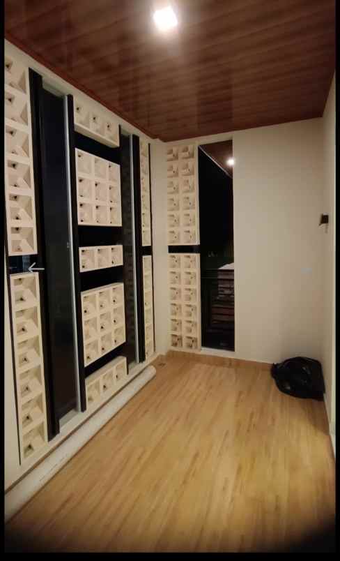 dijual rumah margahayu