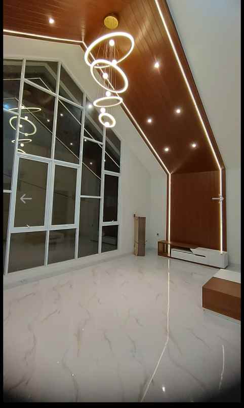 dijual rumah margahayu