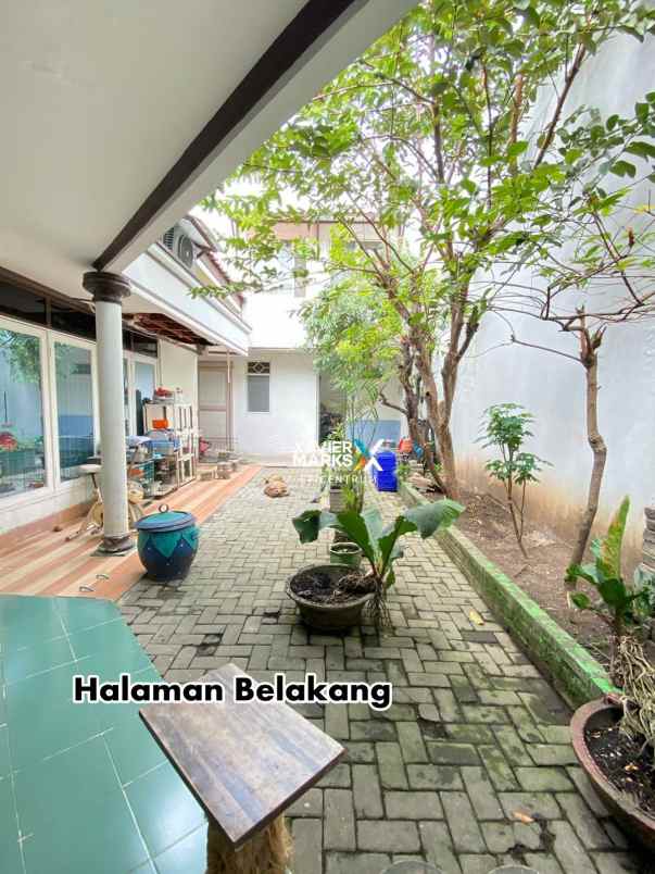 dijual rumah medokan ayu