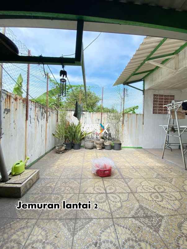dijual rumah medokan ayu