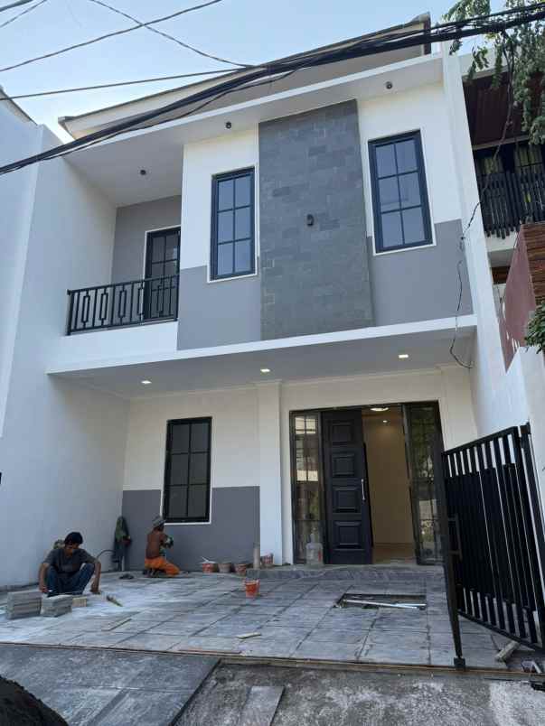 dijual rumah medokan semampir