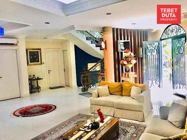 dijual rumah menteng
