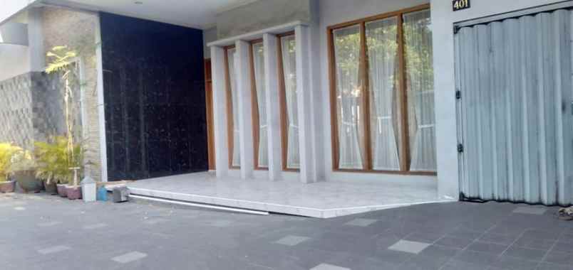 dijual rumah mewah di baron solo