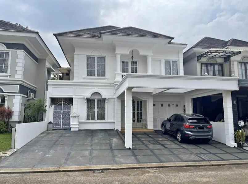 dijual rumah mewah private pool di kota wisata cibubur