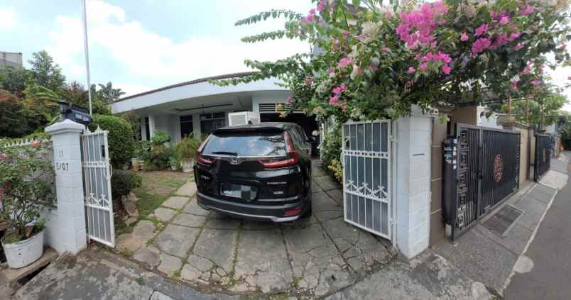 dijual rumah mewah srengseng kebon jeruk jakarta barat