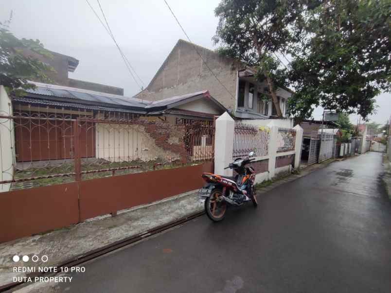 dijual rumah murah strategis di gunung batu pasteur
