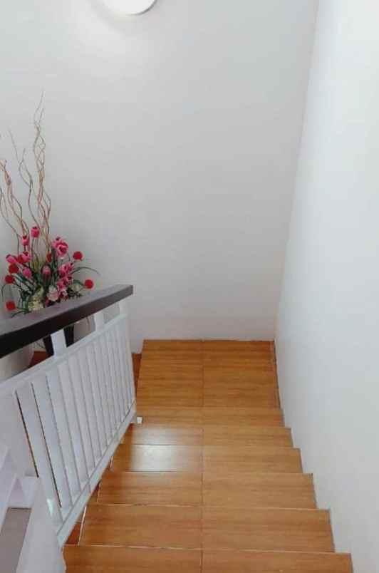 dijual rumah pakuwon city villa westwood