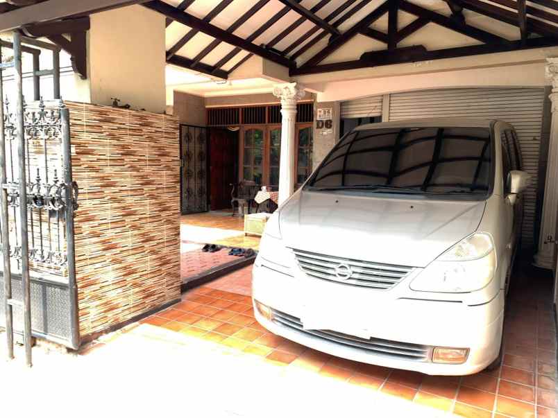 dijual rumah palmerah