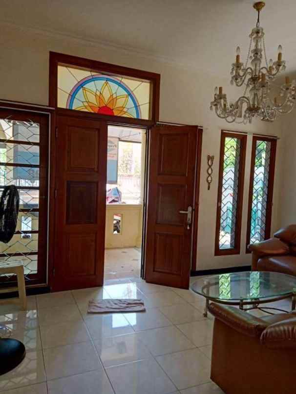 dijual rumah pantai mentari