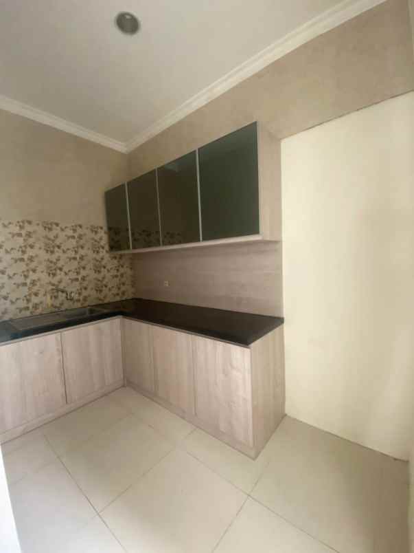 dijual rumah pantai mentari hampton