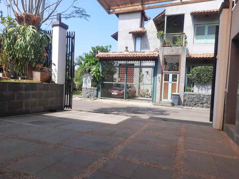 dijual rumah parongpong kab bandung